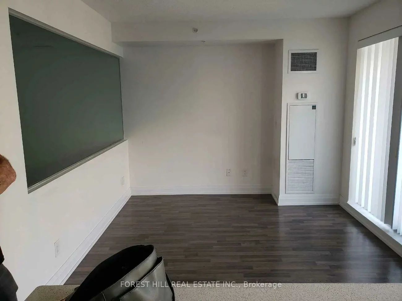 555, Wilson, Clanton Park, Toronto