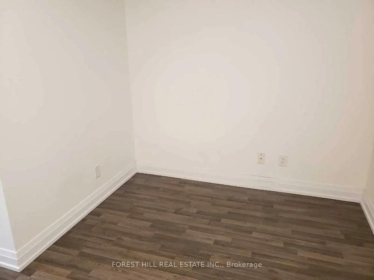 555, Wilson, Clanton Park, Toronto