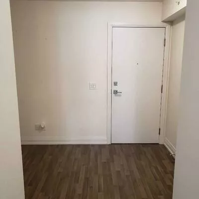 555, Wilson, Clanton Park, Toronto
