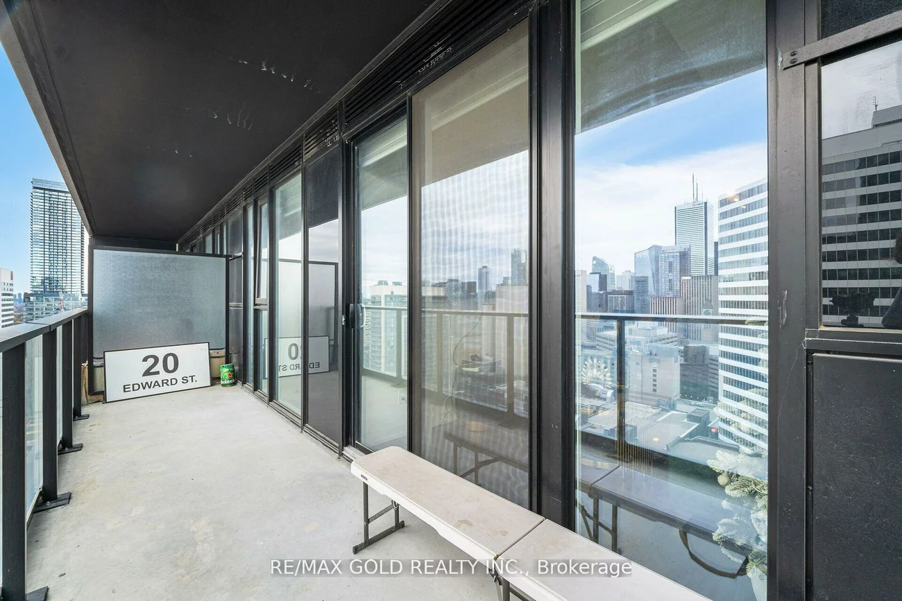 20, Edward, Bay Street Corridor, Toronto