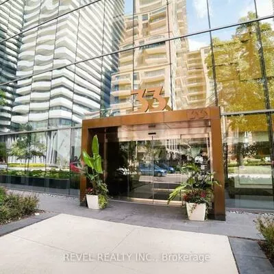 33, Charles, Church-Yonge Corridor, Toronto