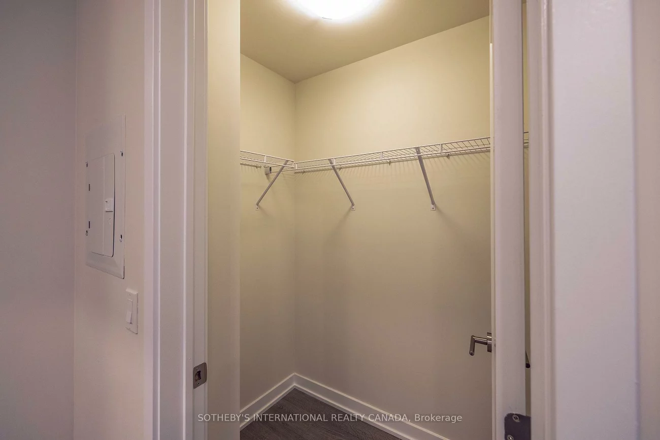 99, John, Waterfront Communities C1, Toronto