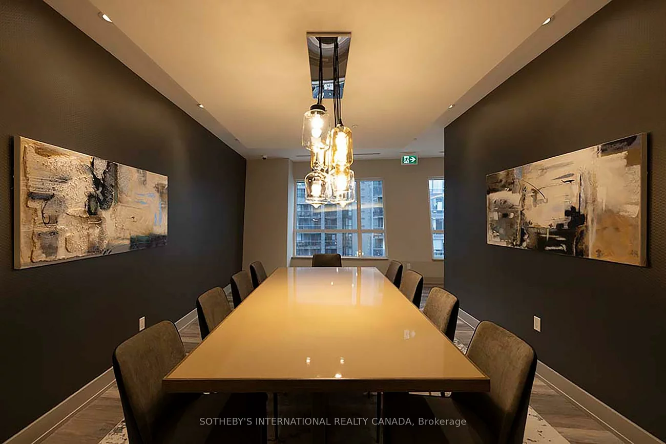 99, John, Waterfront Communities C1, Toronto