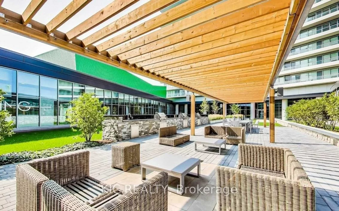 115, Mcmahon, Bayview Village, Toronto
