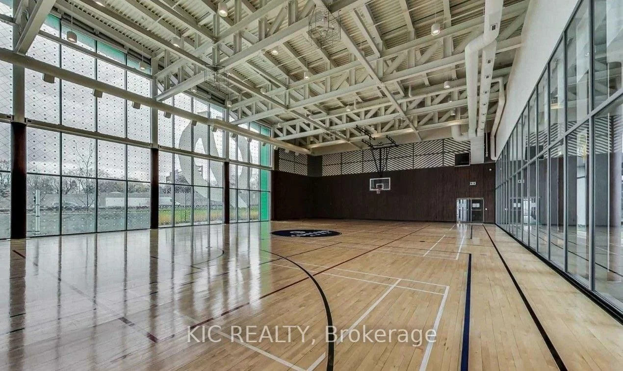 115, Mcmahon, Bayview Village, Toronto