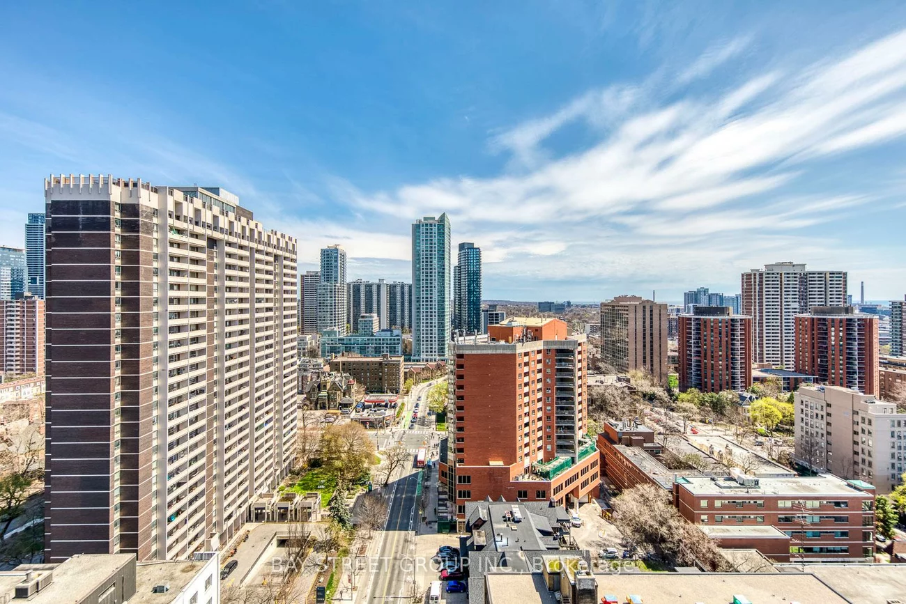 81, Wellesley, Church-Yonge Corridor, Toronto
