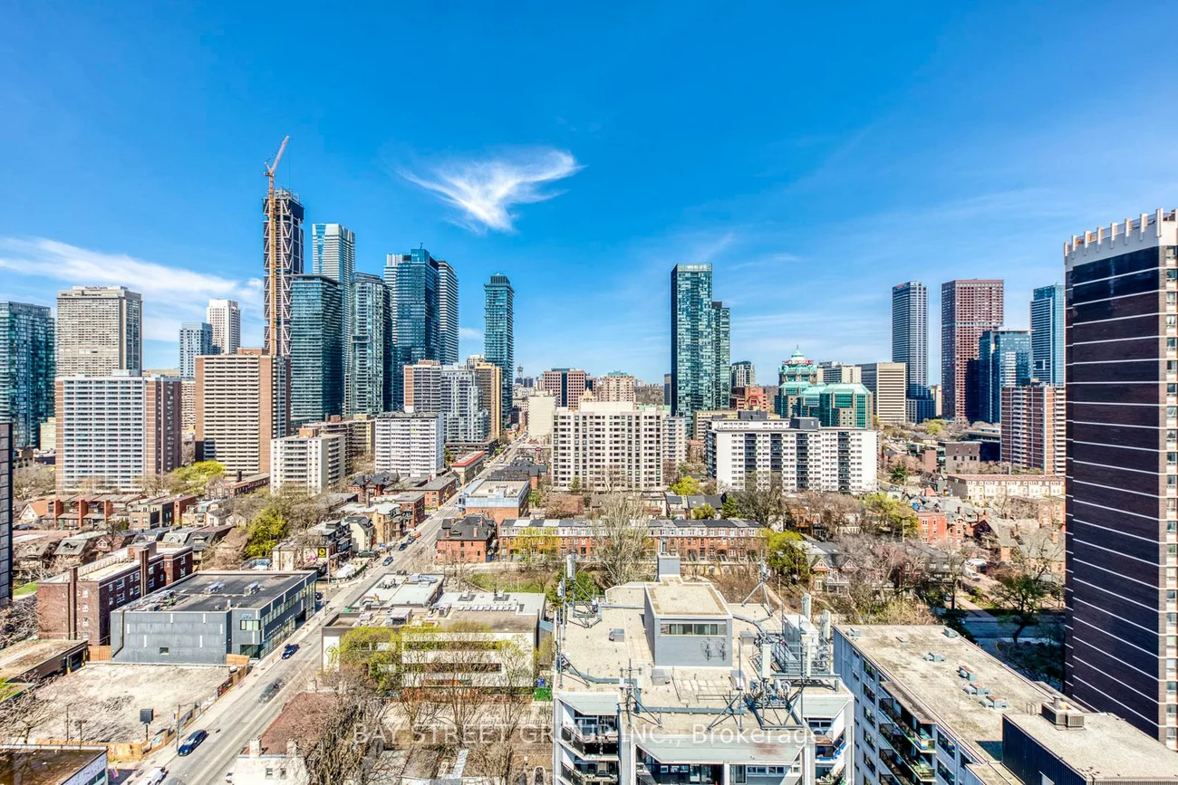 81, Wellesley, Church-Yonge Corridor, Toronto