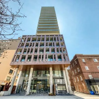 81, Wellesley, Church-Yonge Corridor, Toronto
