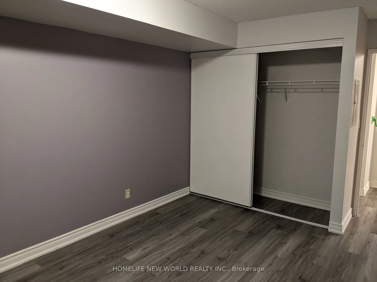 23, Hollywood, Willowdale East, Toronto