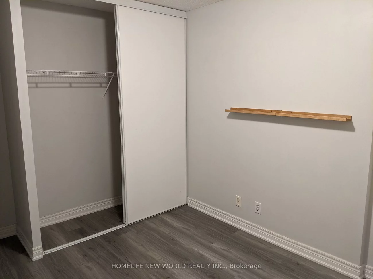 23, Hollywood, Willowdale East, Toronto