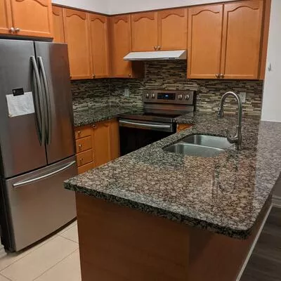 23, Hollywood, Willowdale East, Toronto