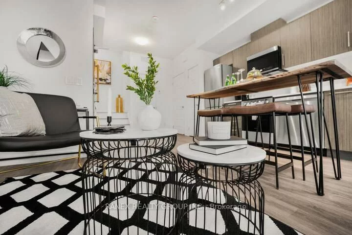 861, Sheppard, Clanton Park, Toronto