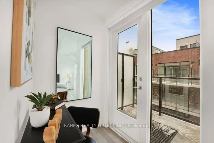 861, Sheppard, Clanton Park, Toronto