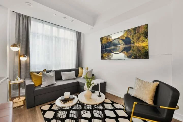 861, Sheppard, Clanton Park, Toronto