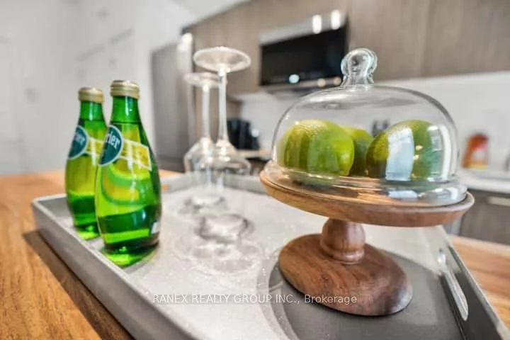 861, Sheppard, Clanton Park, Toronto