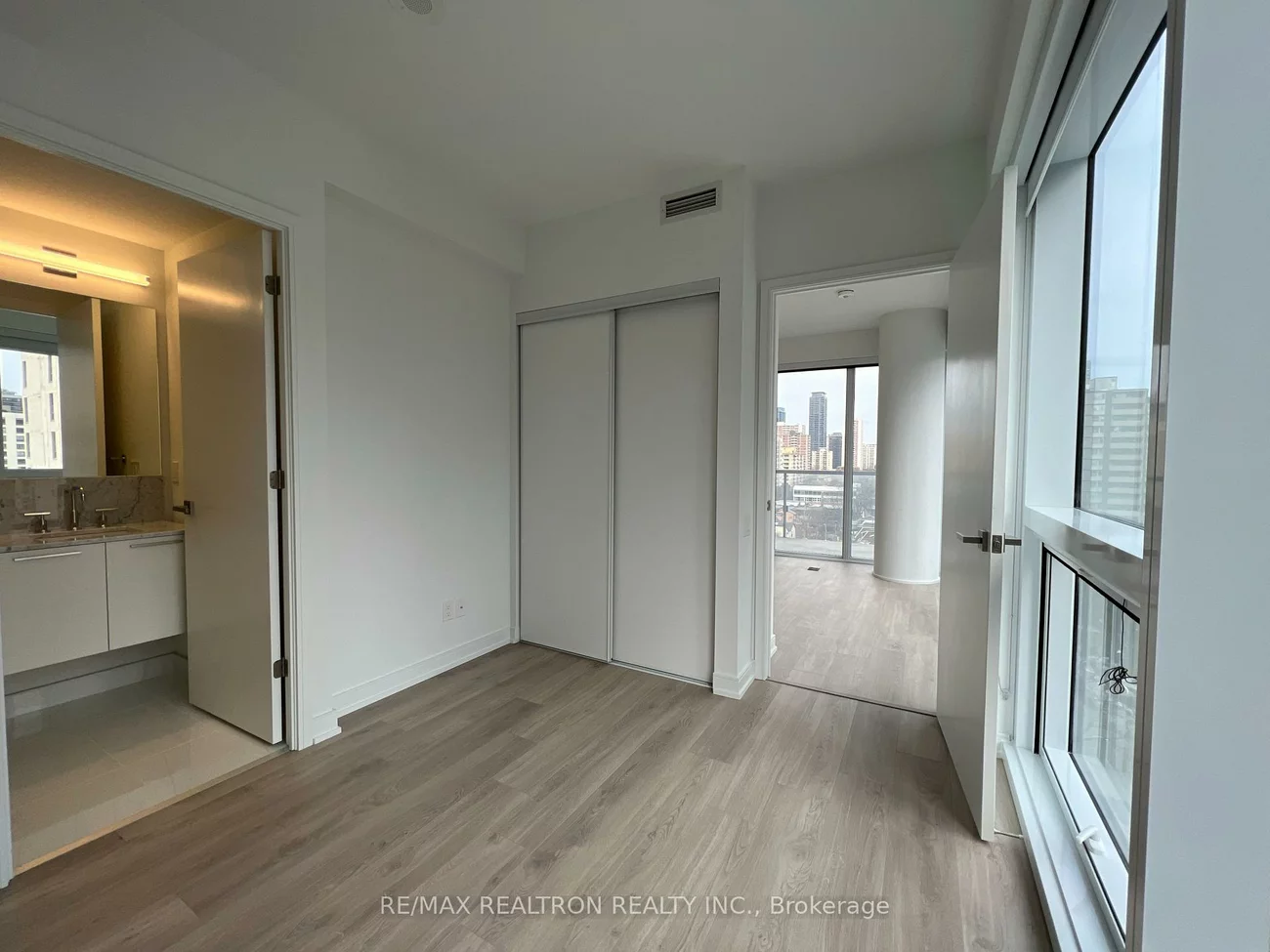 3, Gloucester, Church-Yonge Corridor, Toronto