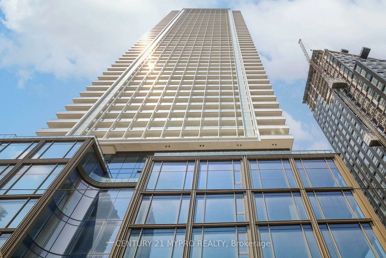88, Queen, Church-Yonge Corridor, Toronto