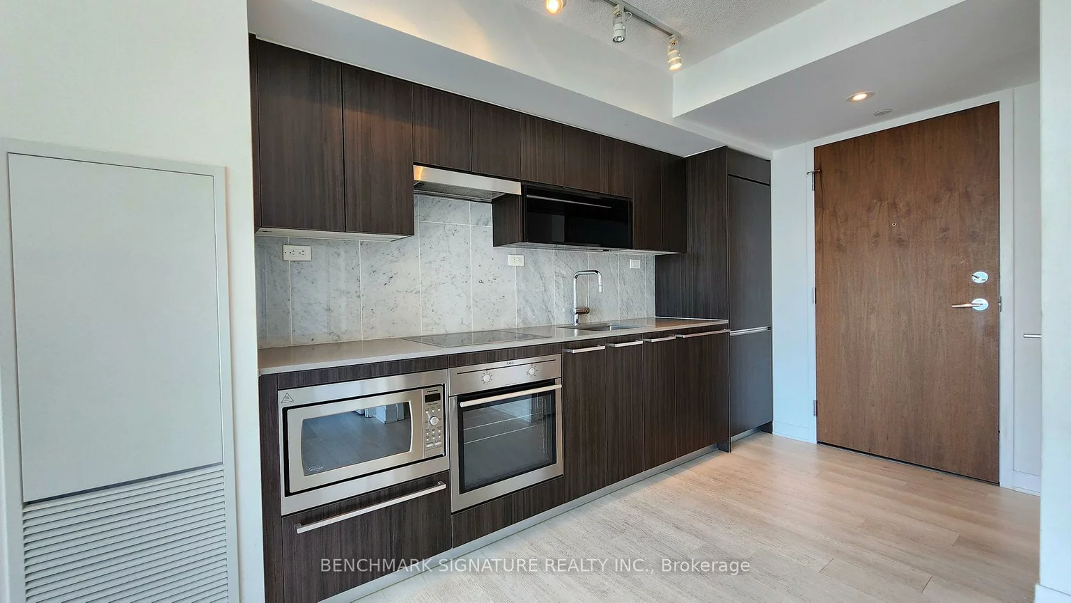 80, Queens Wharf, Waterfront Communities C1, Toronto