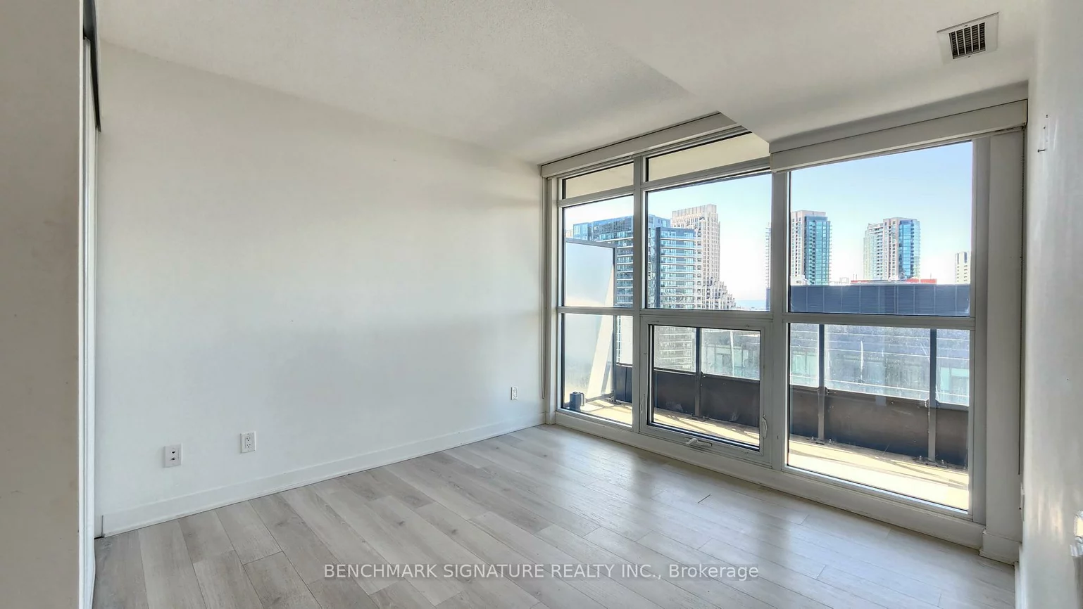 80, Queens Wharf, Waterfront Communities C1, Toronto