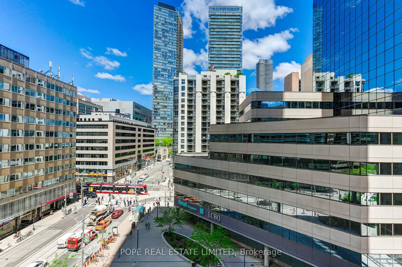 763, Bay, Bay Street Corridor, Toronto
