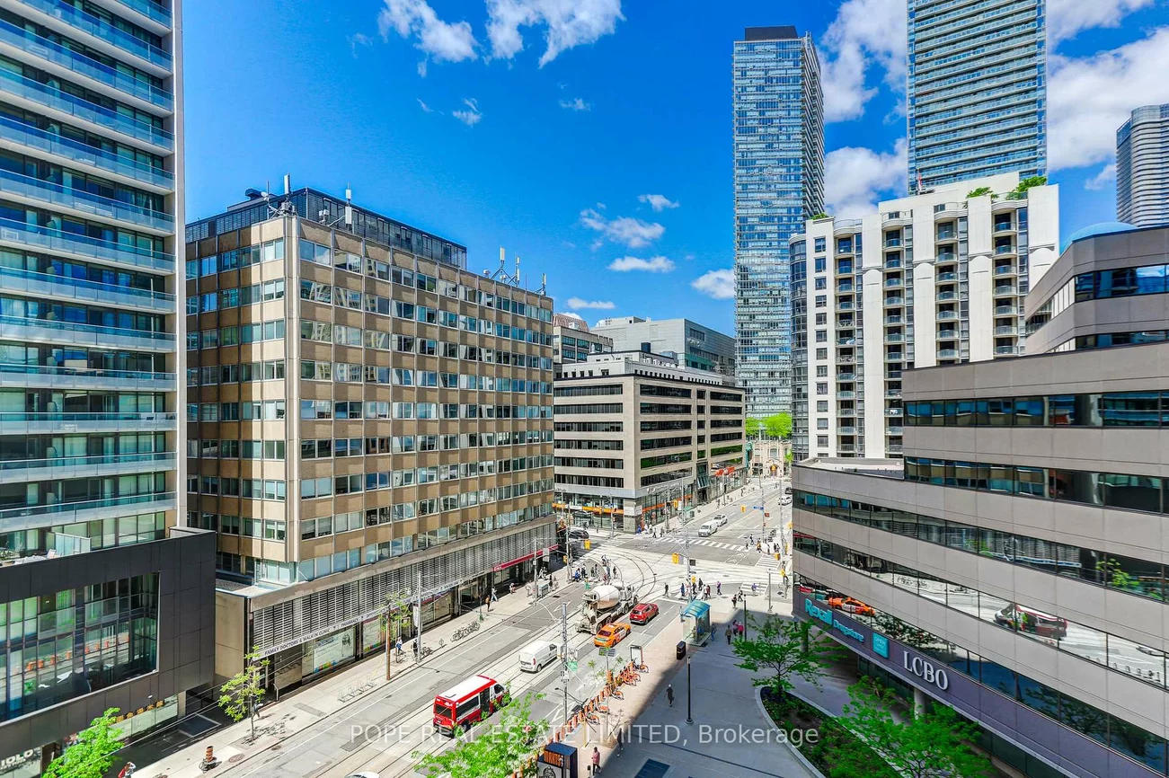 763, Bay, Bay Street Corridor, Toronto