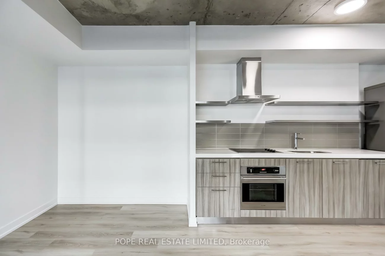 560, King, Waterfront Communities C1, Toronto