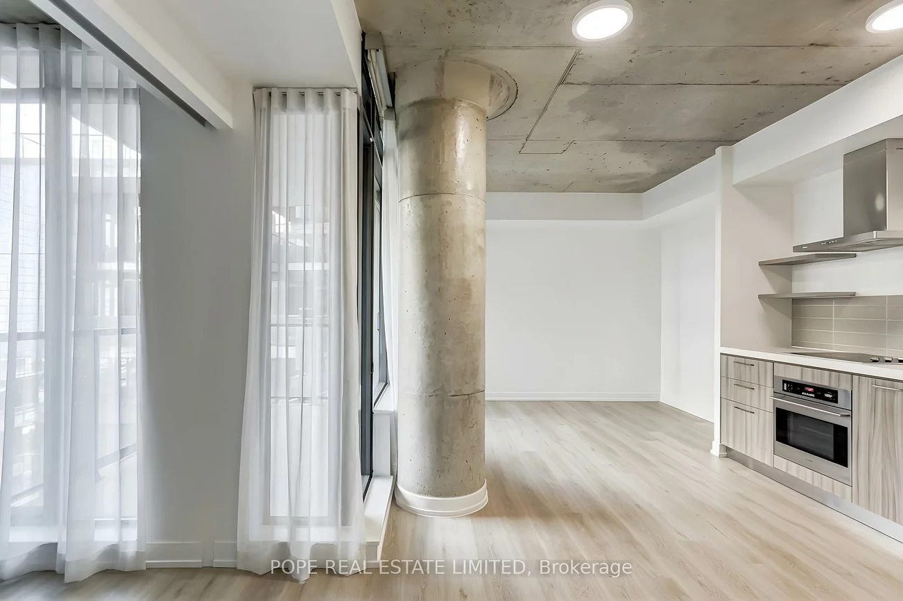560, King, Waterfront Communities C1, Toronto