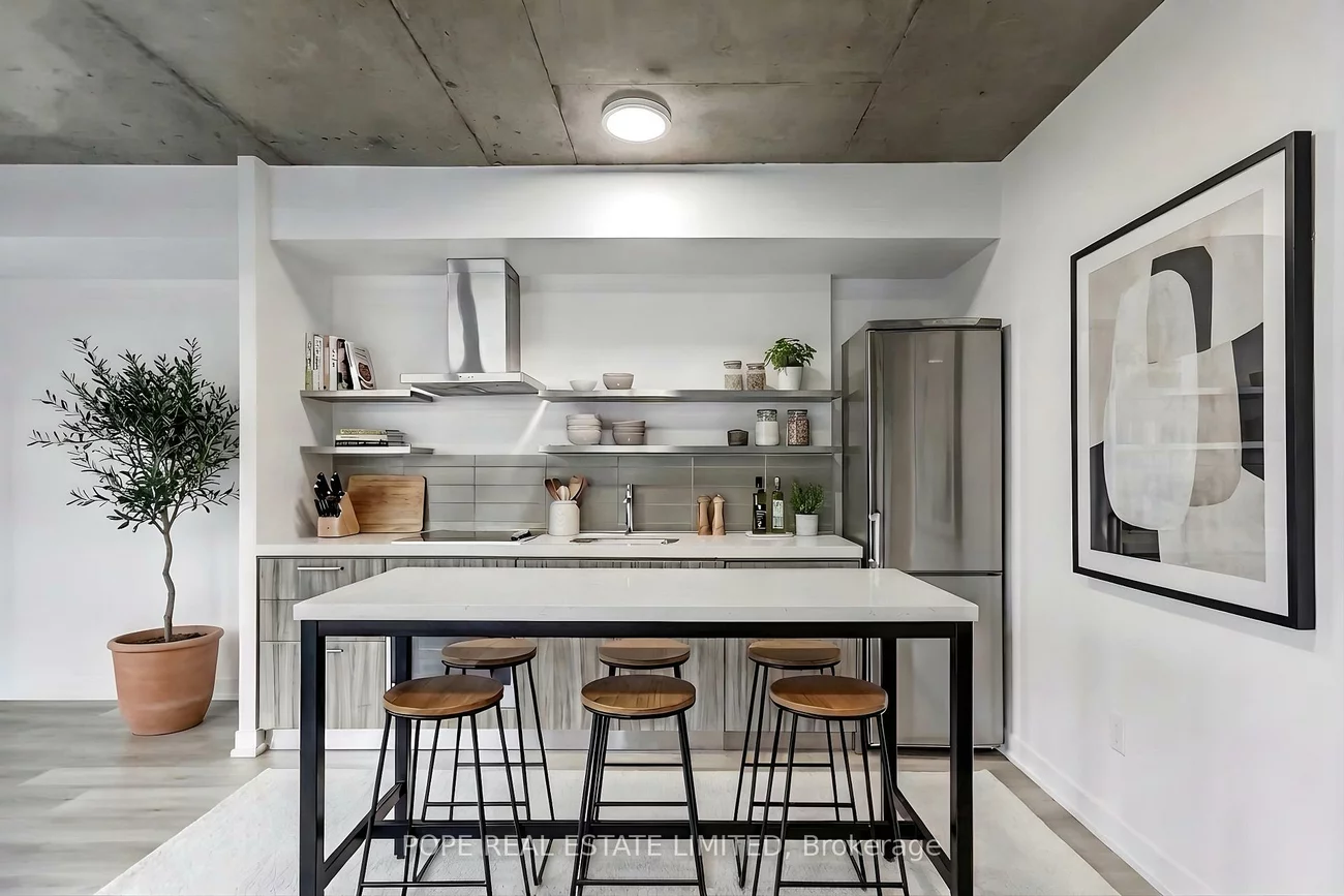 560, King, Waterfront Communities C1, Toronto