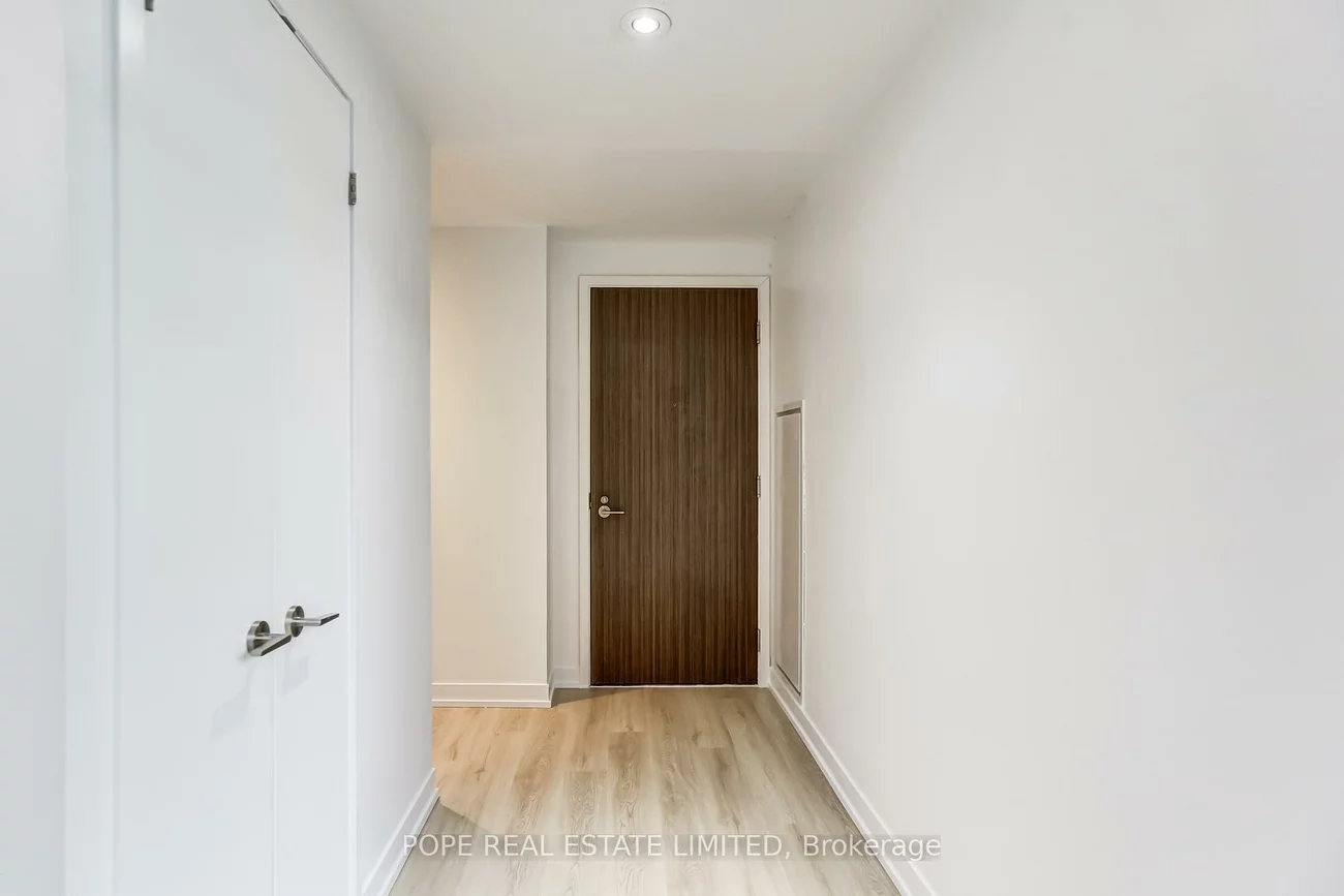 560, King, Waterfront Communities C1, Toronto