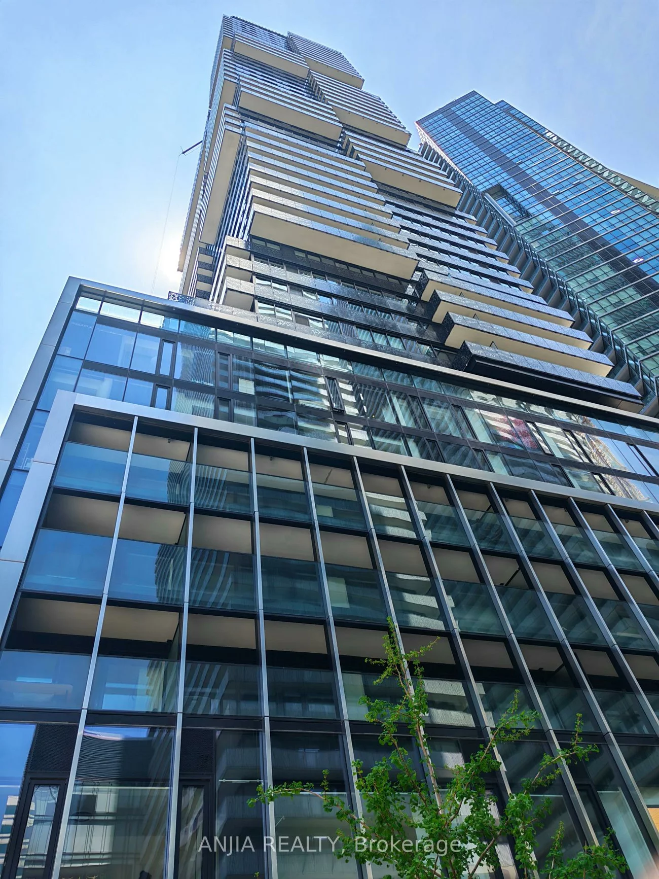 55, Charles, Church-Yonge Corridor, Toronto