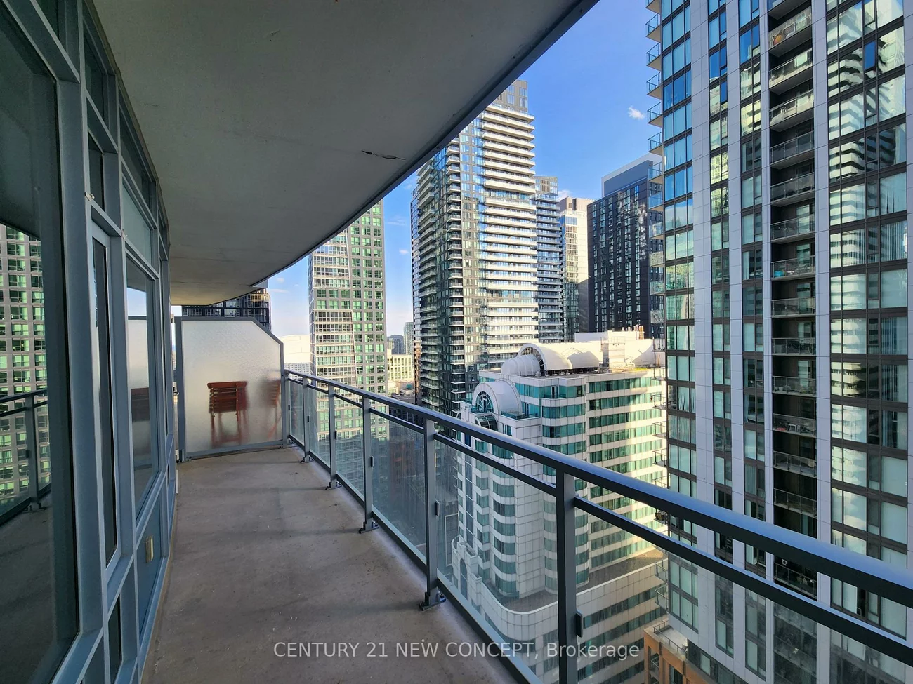 21, Widmer, Waterfront Communities C1, Toronto