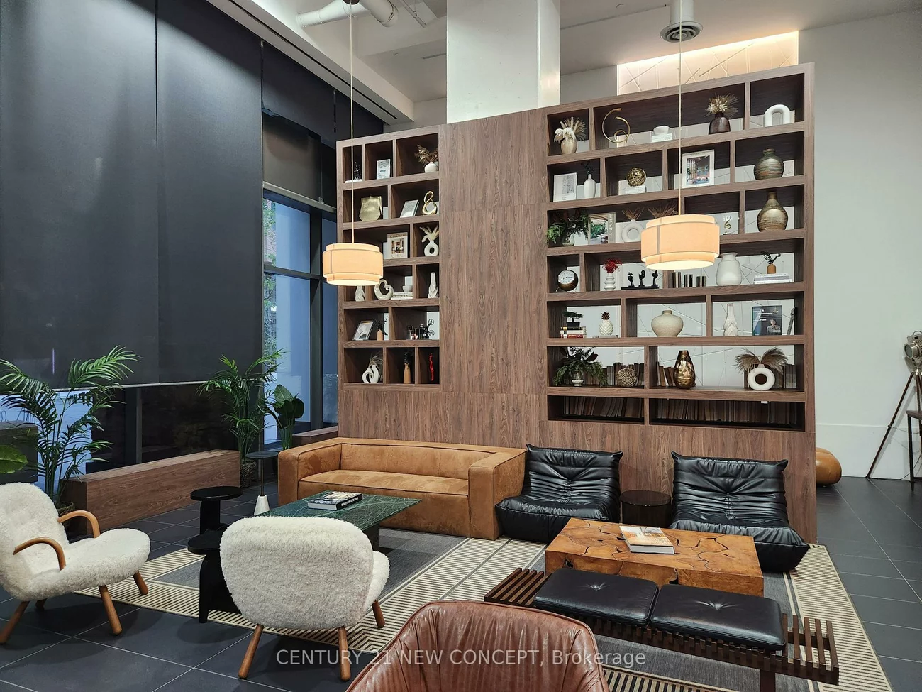 21, Widmer, Waterfront Communities C1, Toronto