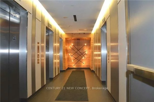 21, Widmer, Waterfront Communities C1, Toronto
