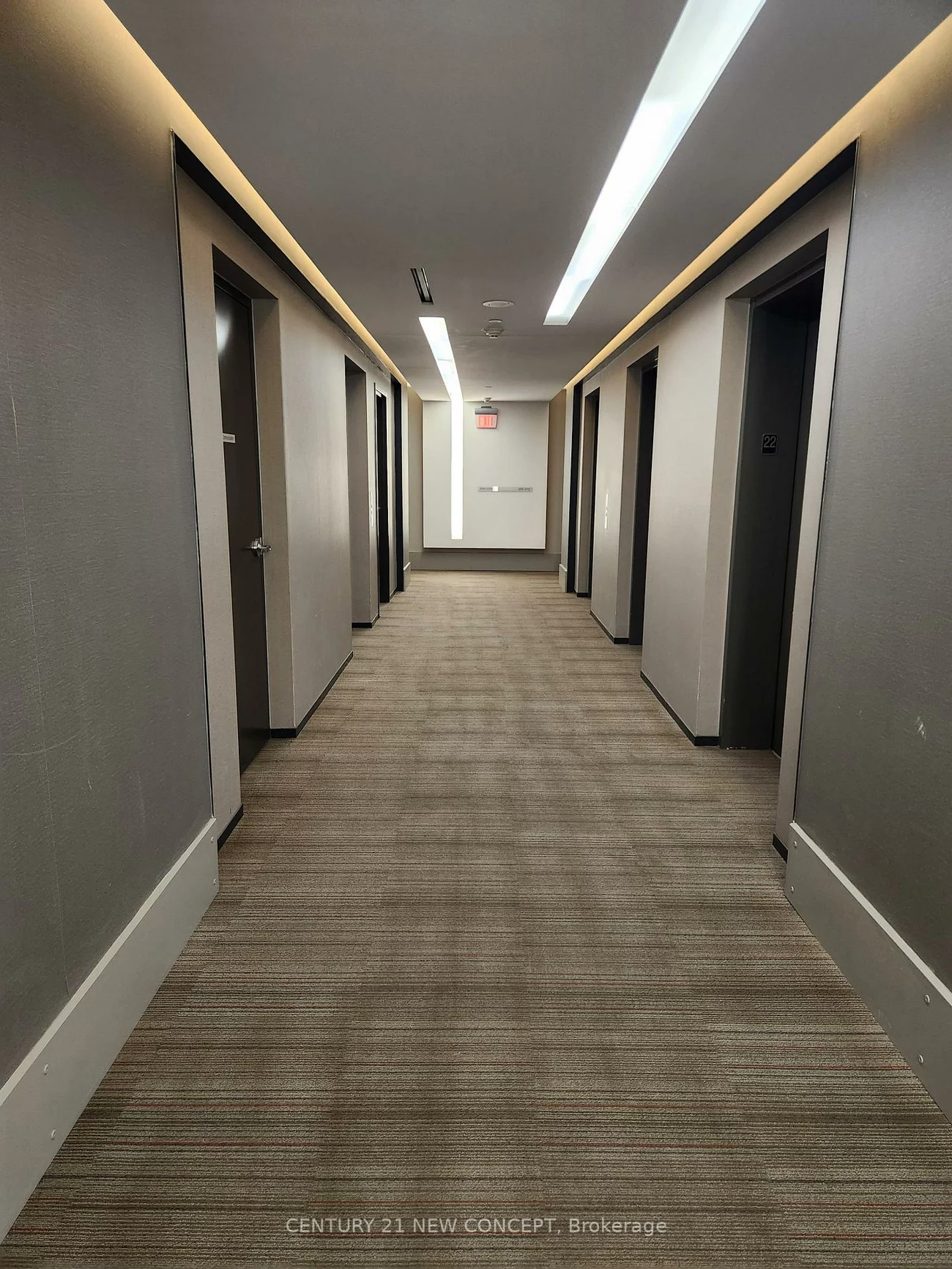 21, Widmer, Waterfront Communities C1, Toronto