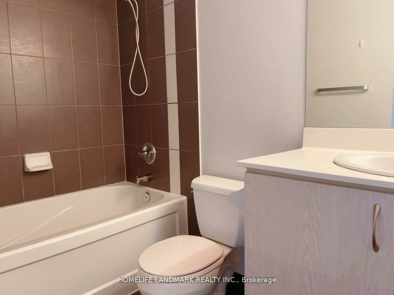 5791, Yonge, Newtonbrook East, Toronto