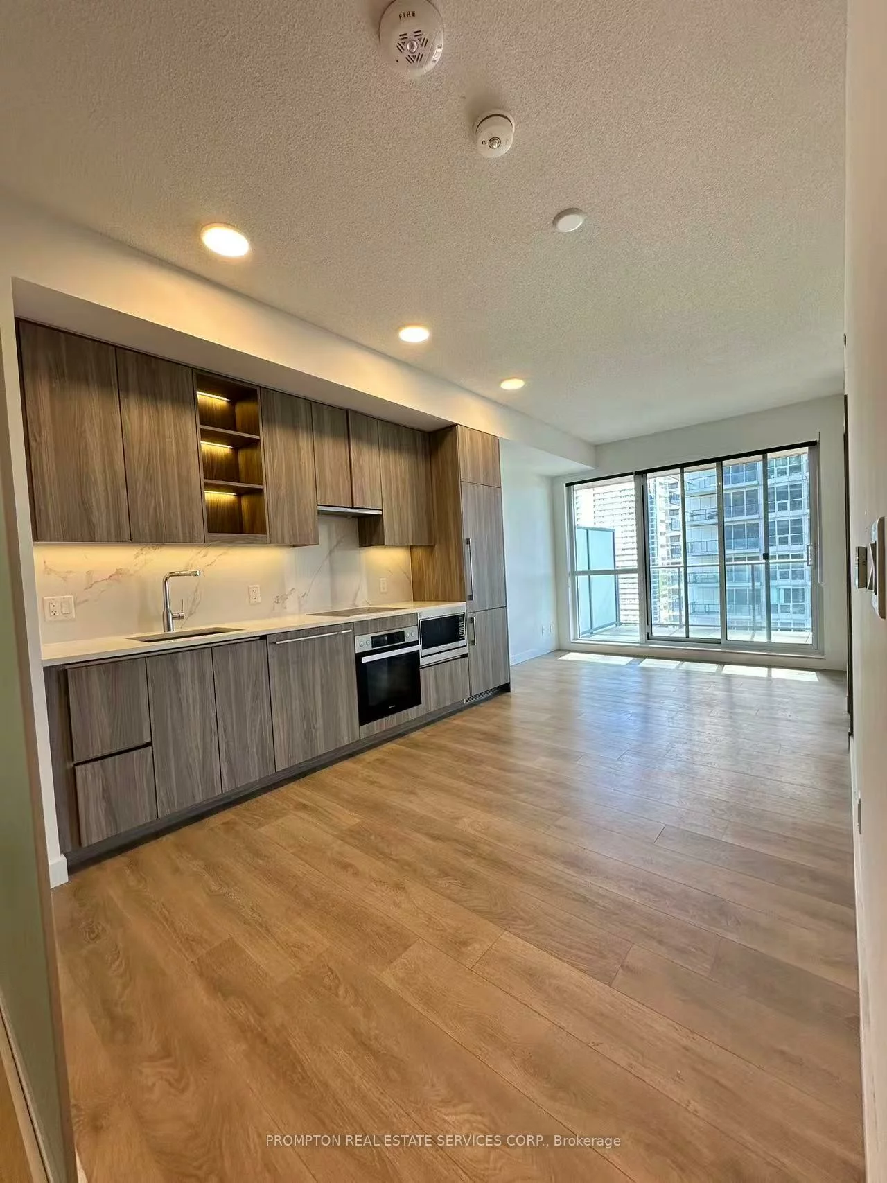 27, McMahon, Bayview Village, Toronto