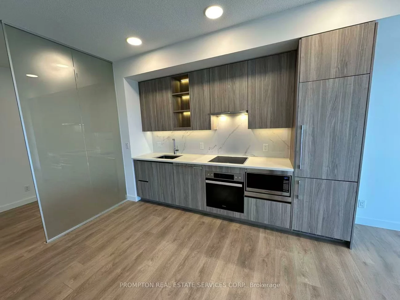 27, McMahon, Bayview Village, Toronto