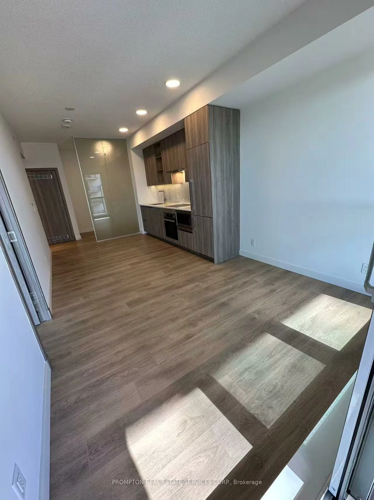 27, McMahon, Bayview Village, Toronto