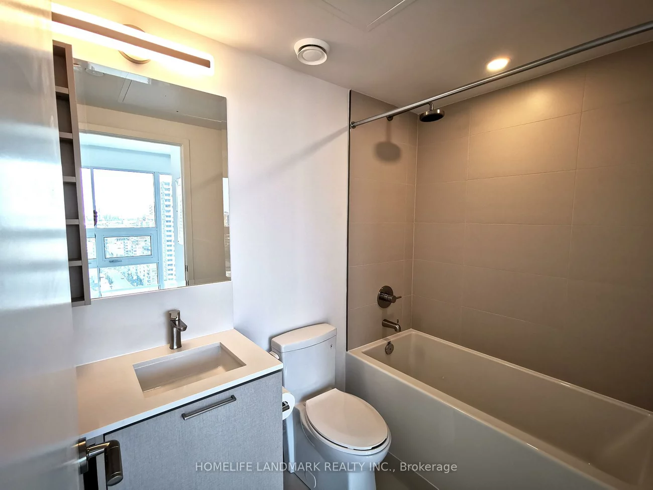 19, Western Battery, Niagara, Toronto