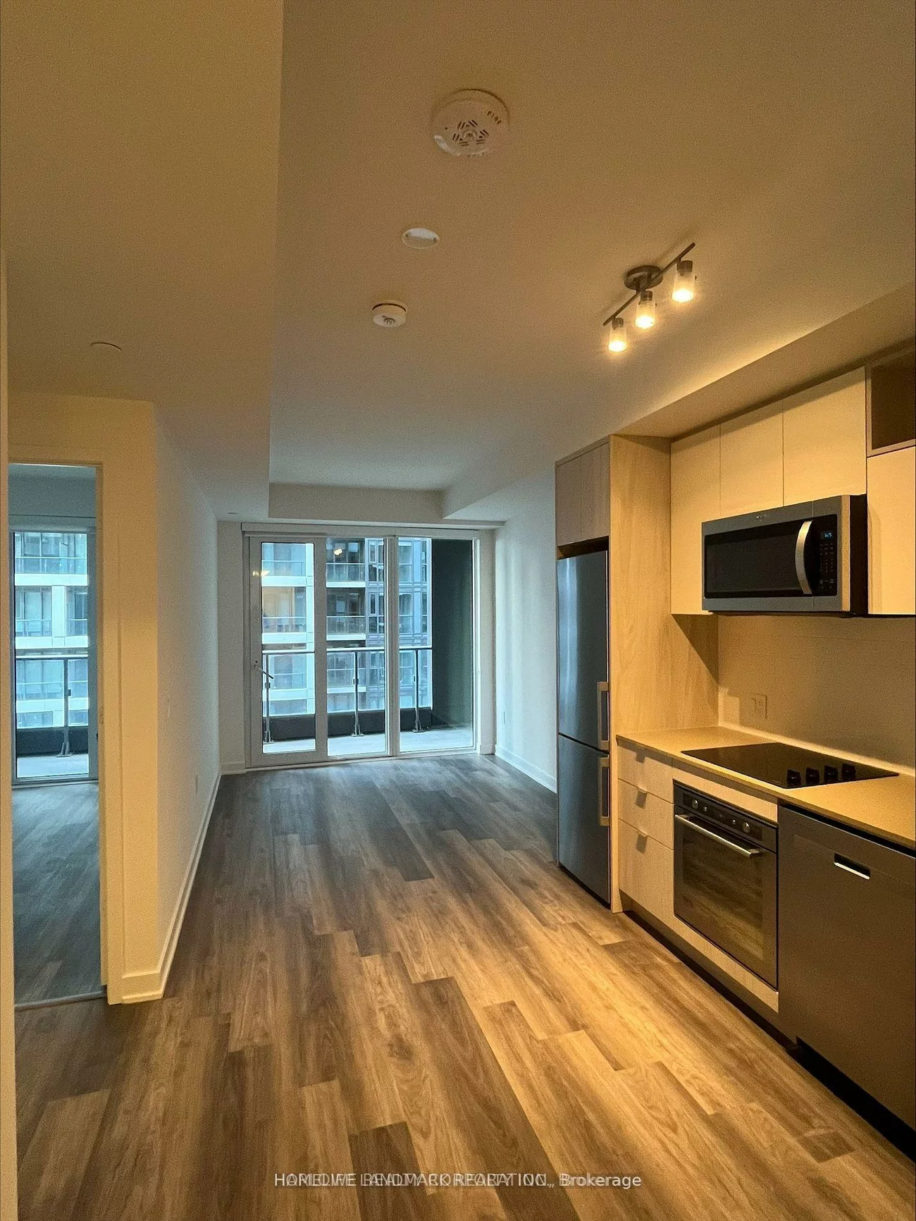 60, Princess, Waterfront Communities C8, Toronto