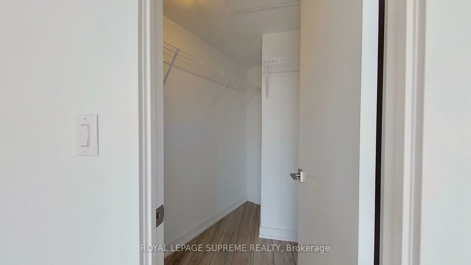 159, Wellesley, Cabbagetown-South St. James Town, Toronto