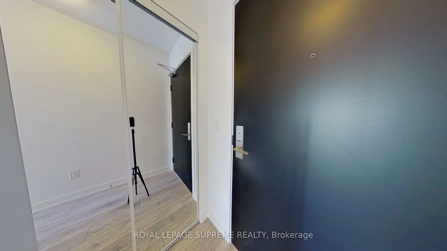 159, Wellesley, Cabbagetown-South St. James Town, Toronto