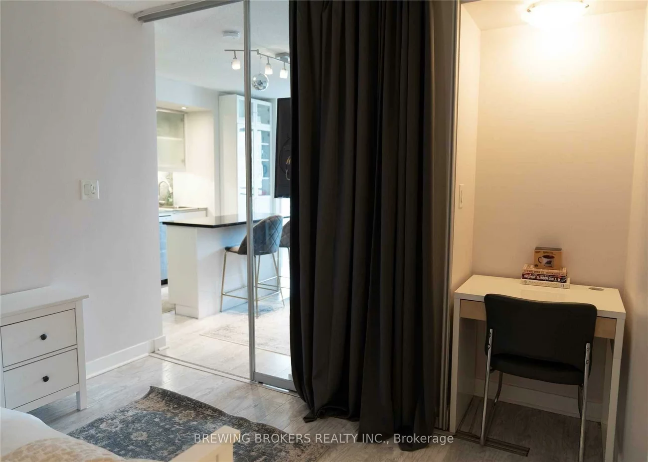 25, Telegram, Waterfront Communities C1, Toronto