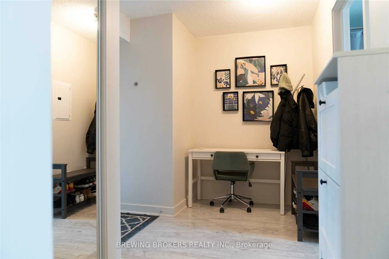 25, Telegram, Waterfront Communities C1, Toronto