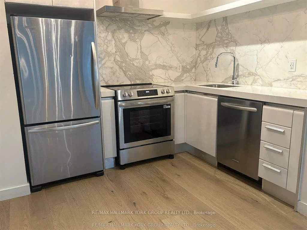 75, Portland, Waterfront Communities C1, Toronto