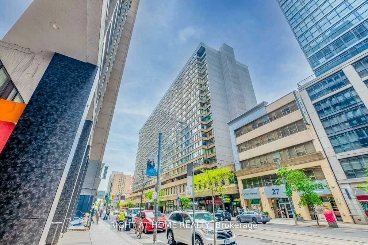 45, Carlton, Church-Yonge Corridor, Toronto