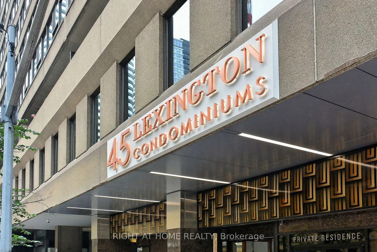 45, Carlton, Church-Yonge Corridor, Toronto