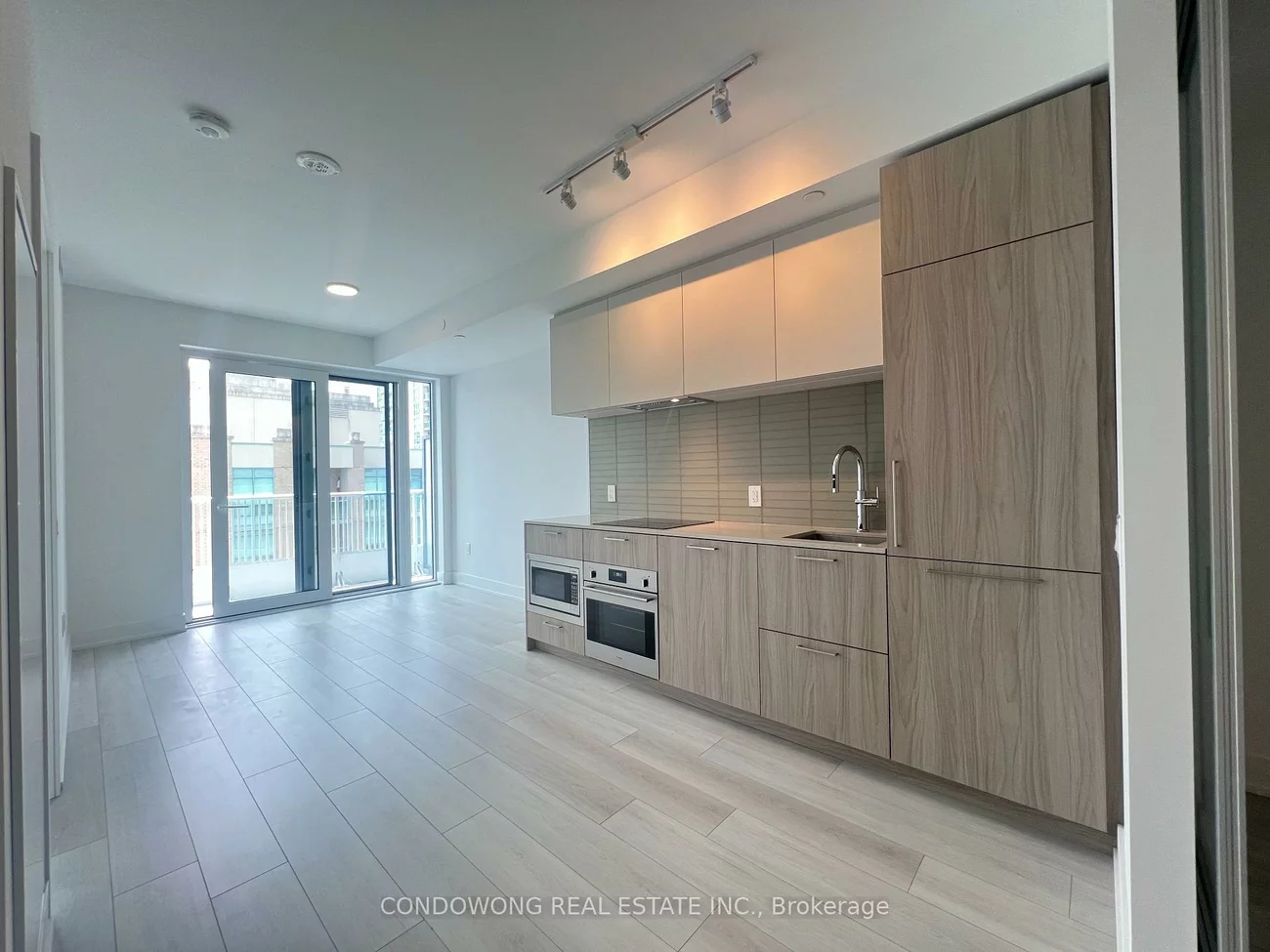 36, Olive, Willowdale East, Toronto