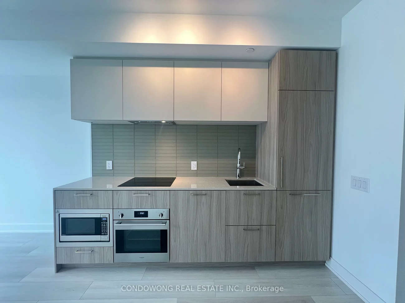 36, Olive, Willowdale East, Toronto