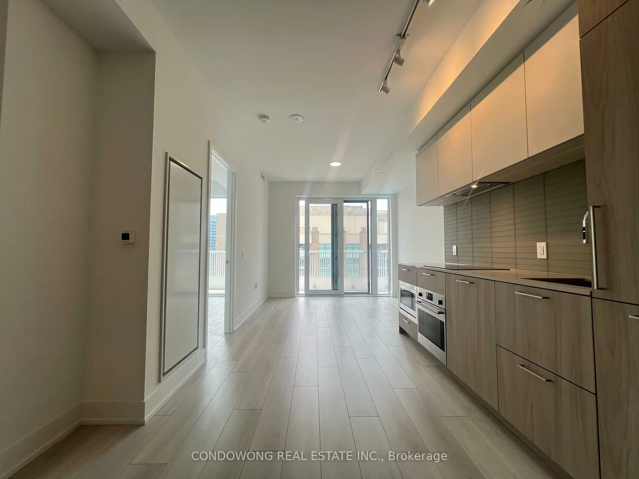 36, Olive, Willowdale East, Toronto